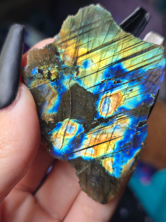 High Flash Labradorite Display Piece | Intuition, Transformation & Hidden Potential