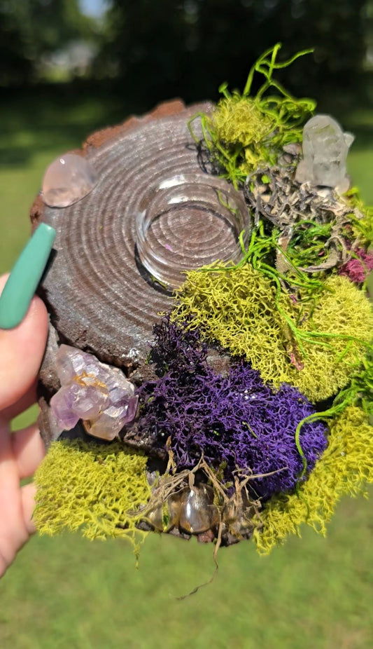 Enchanted Moss Crystal Sphere Holder | Love & Peace