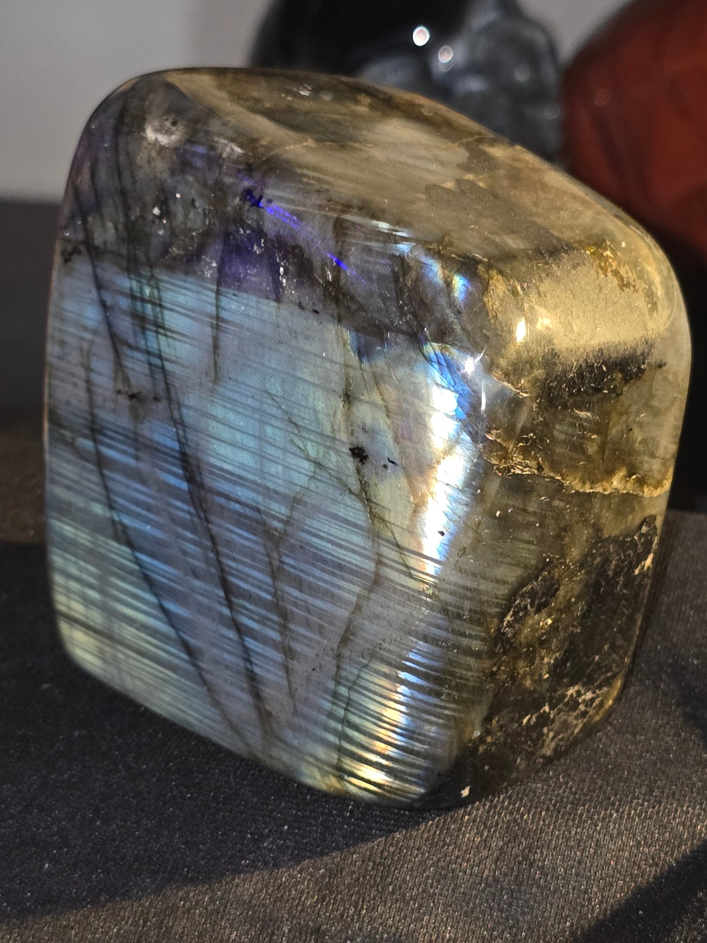 Labradorite Freeform | Intuition, Transformation & Inner Magic