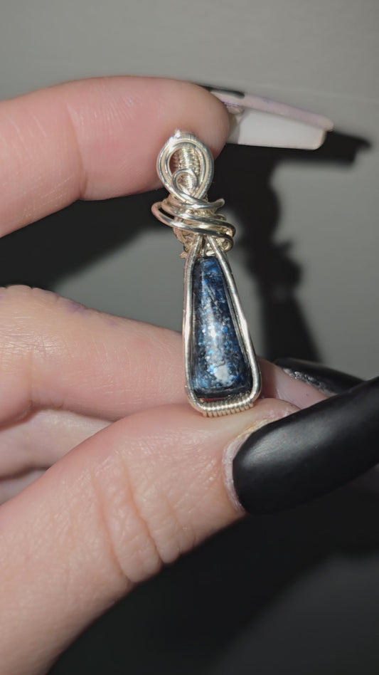Gemmy Blue Kyanite Pendant | Communication, Alignment & Inner Truth