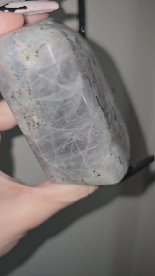 Labradorite Freeform | Intuition, Transformation & New Possibilities