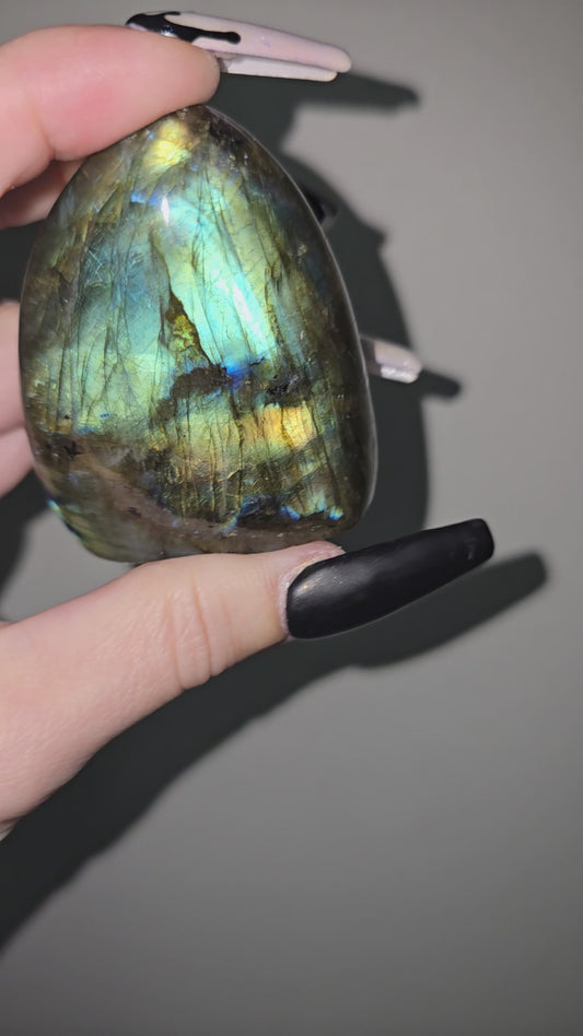 Banded Flash Labradorite Freeform | Intuition, Growth & Transformation