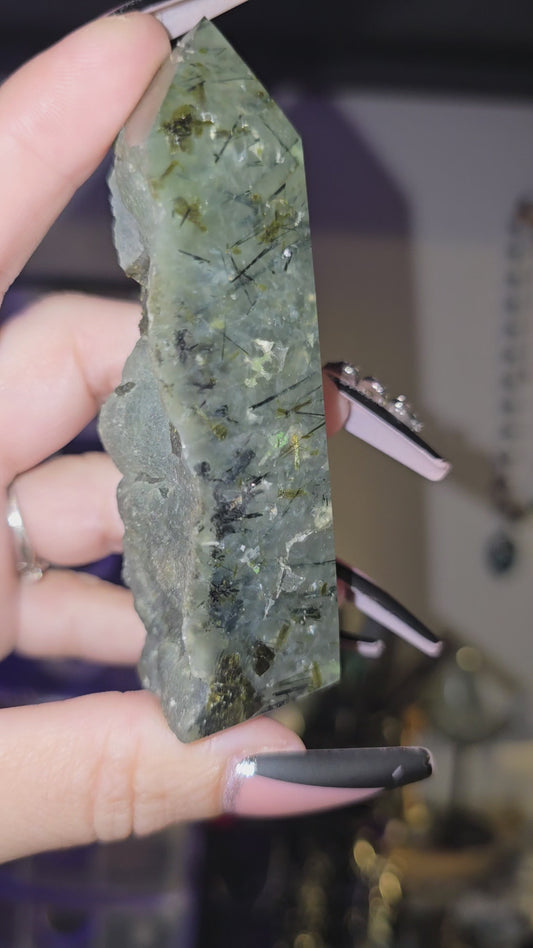 Prehenite Epidote Half Raw Tower