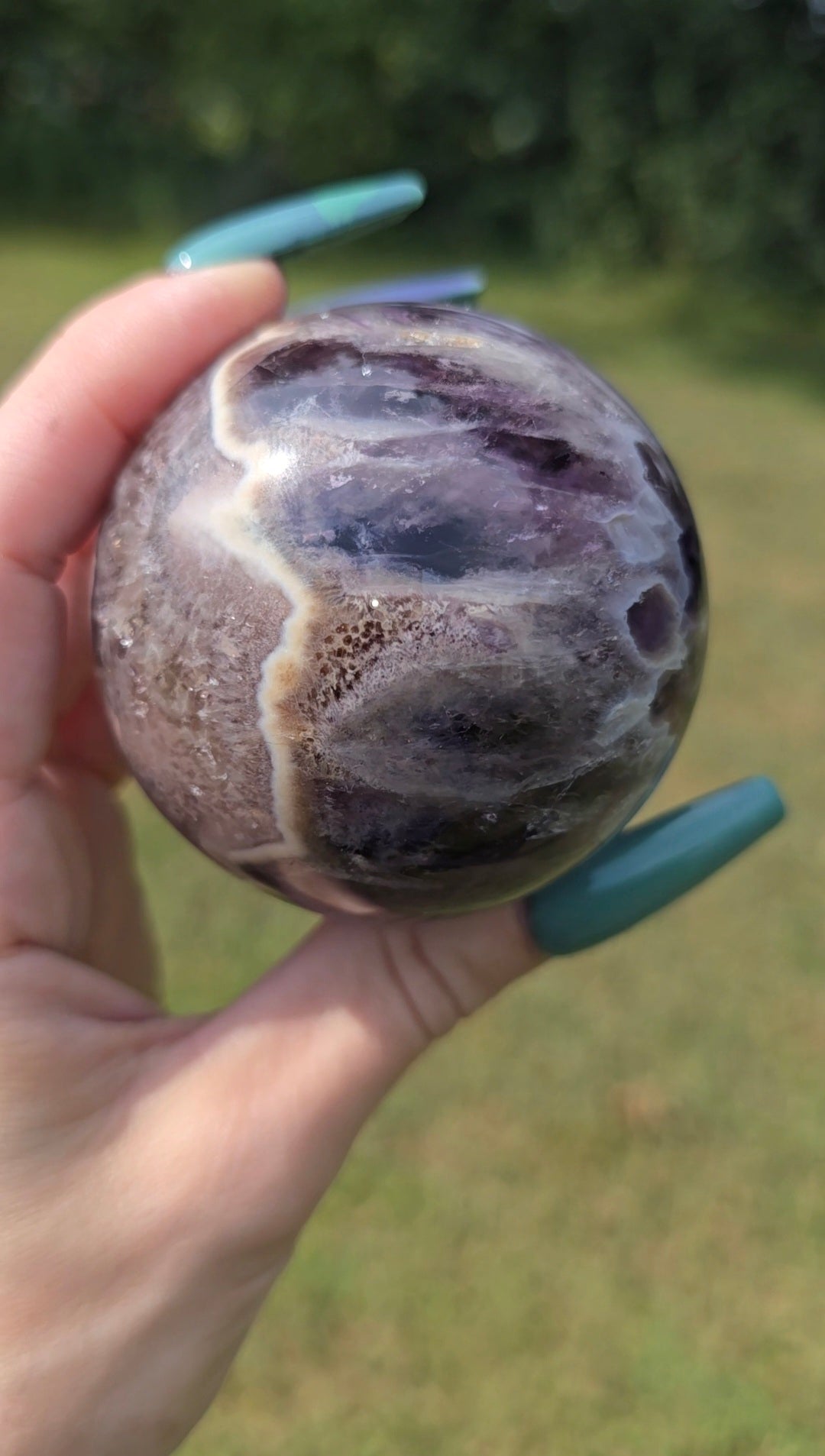 Dream Amethyst Sphere with UV Banding | Intuition & Peace