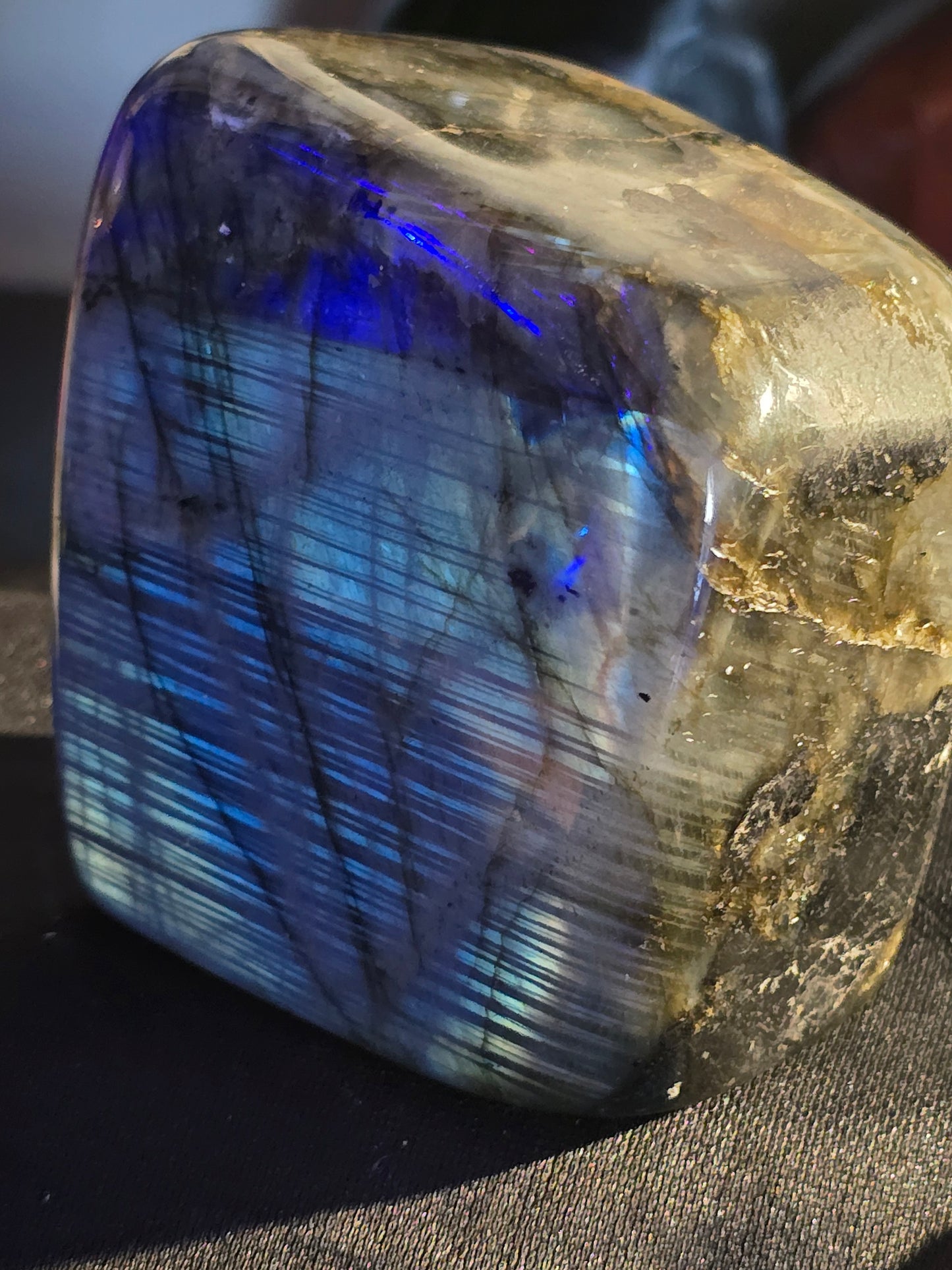 Labradorite Freeform | Intuition, Transformation & Inner Magic