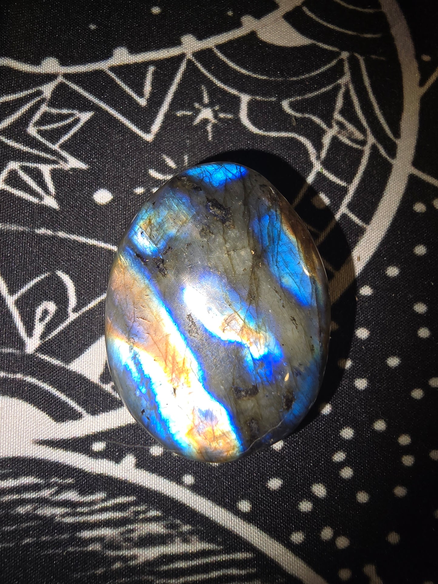 Labradorite Carved Skull Palm Stone