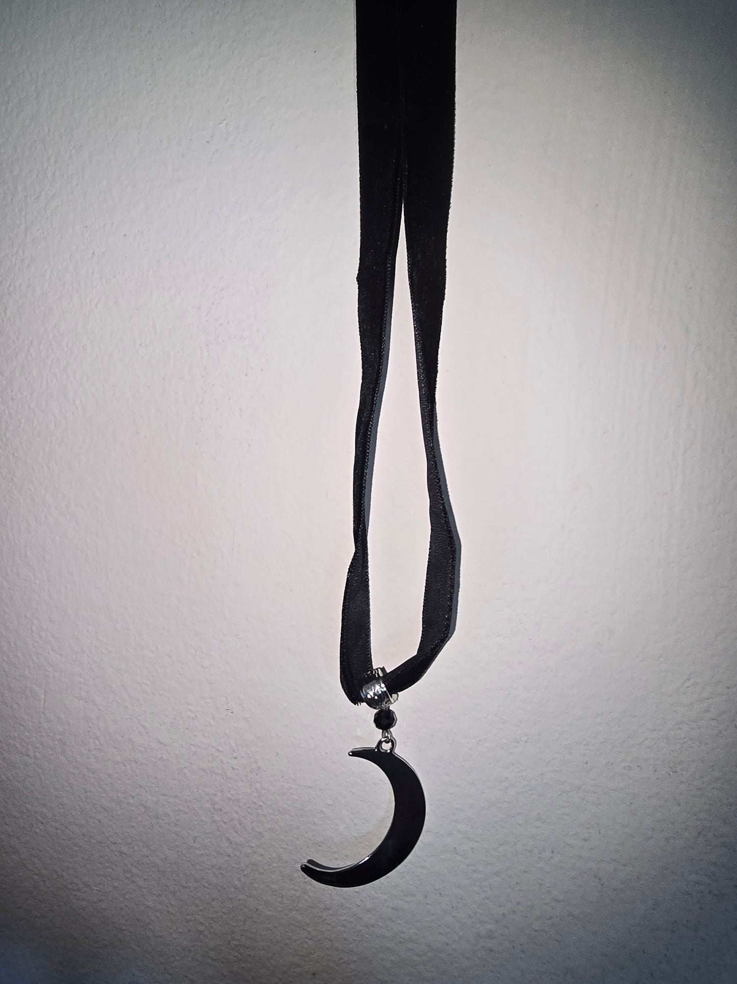 Moon Choker