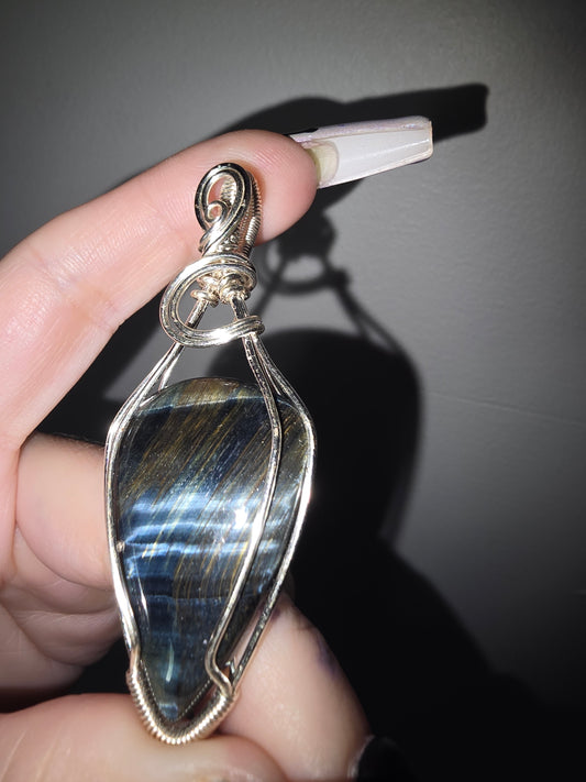 Blue Tiger Eye Pendant | Confidence, Focus & Protection
