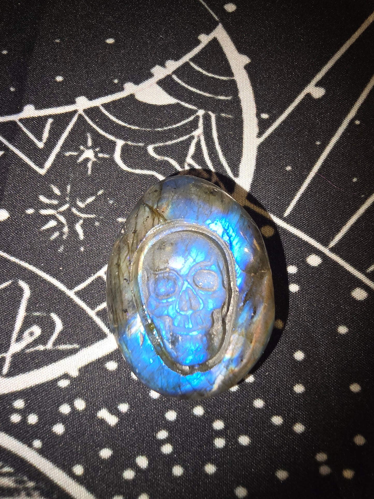 Labradorite Carved Skull Palm Stone