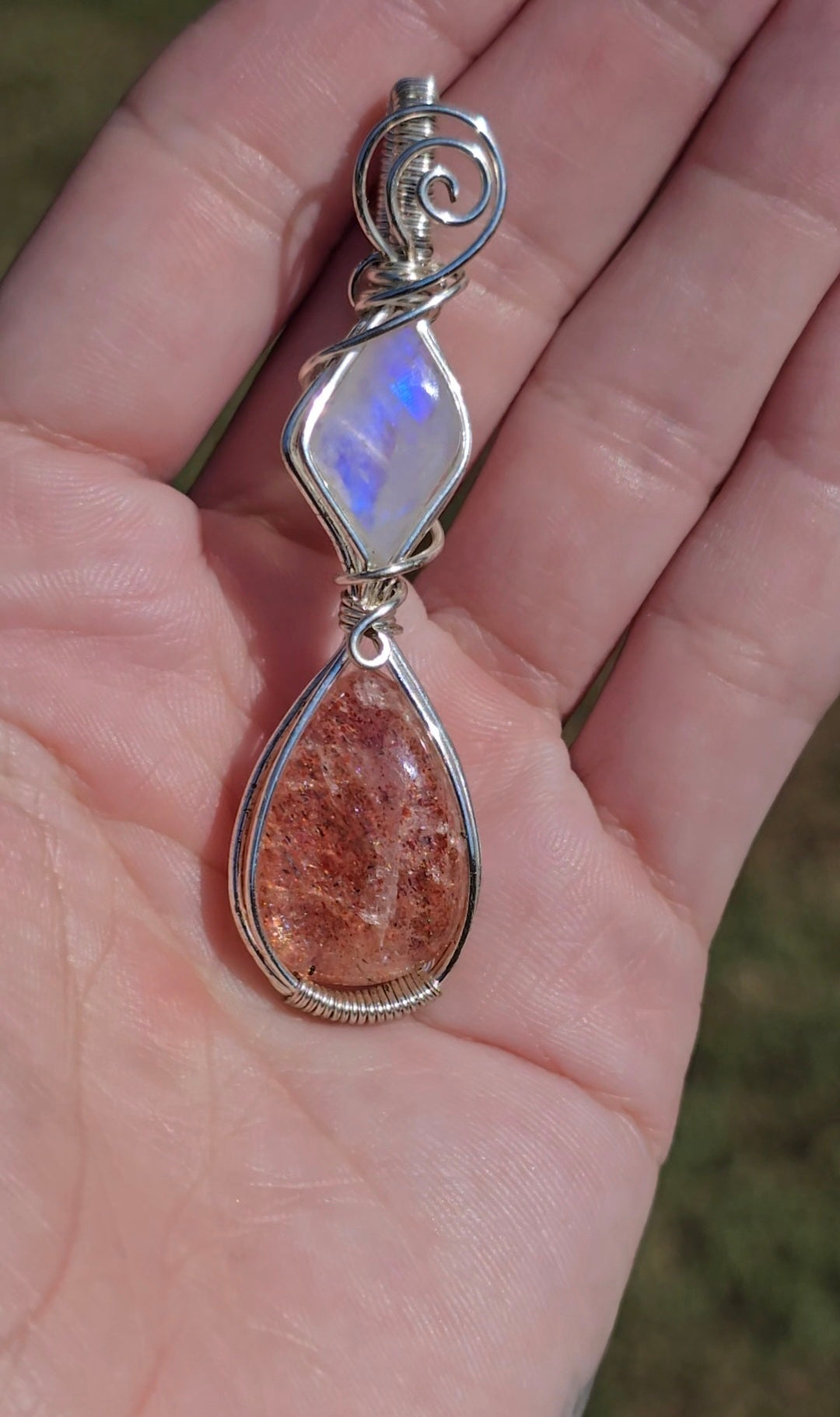 Lattice Sunstone & Moonstone Pendant | Balance & Intuition