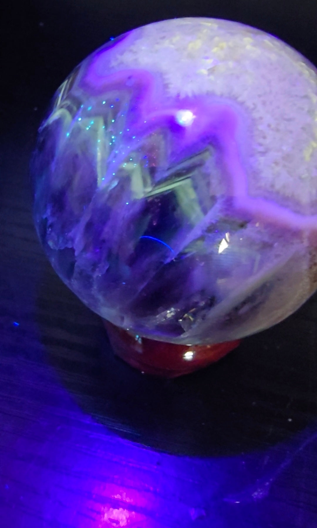Dream Amethyst Sphere with UV Banding | Intuition & Peace
