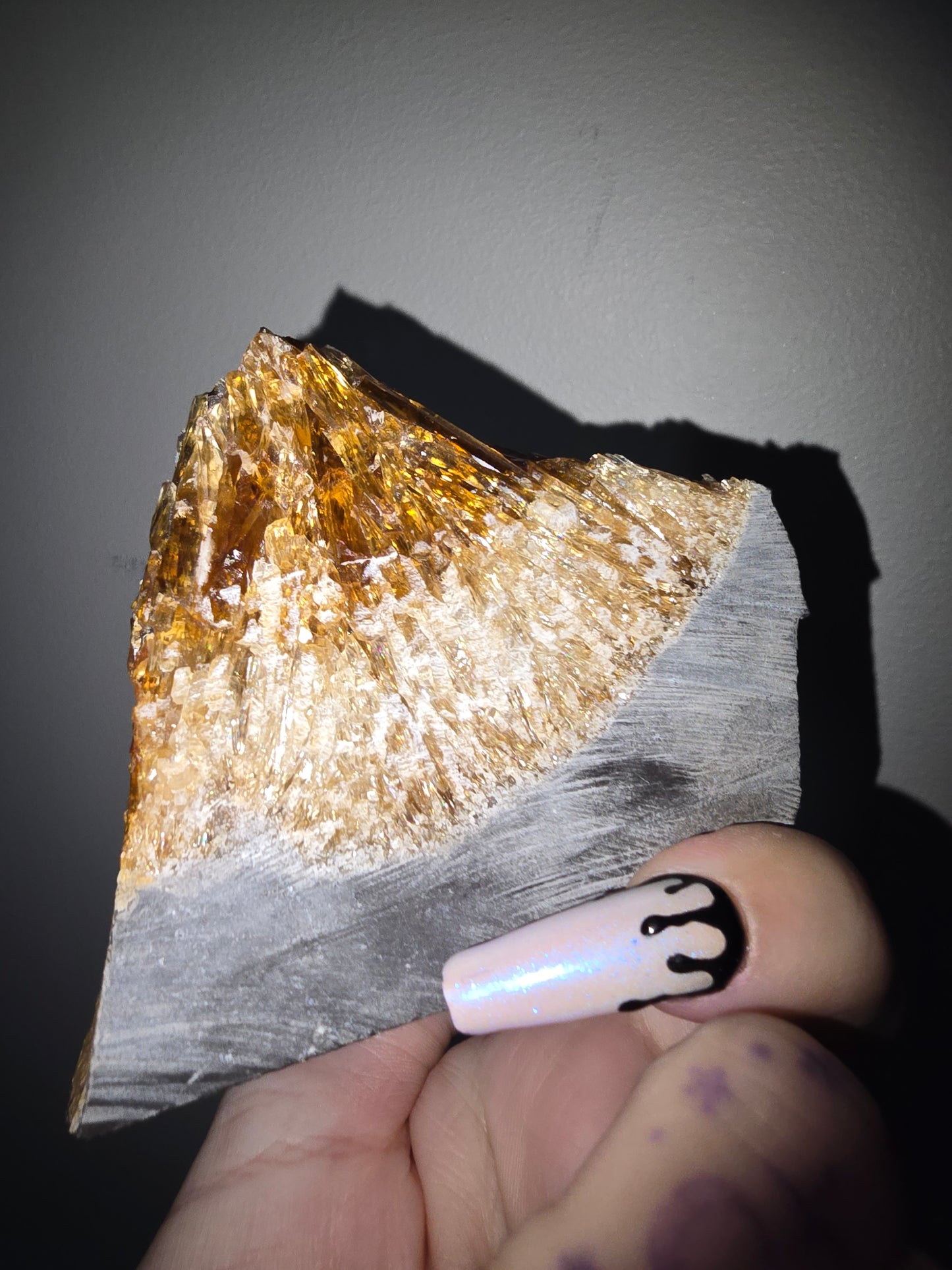 Raw Amber Calcite Specimen | Confidence, Motivation & Personal Growth