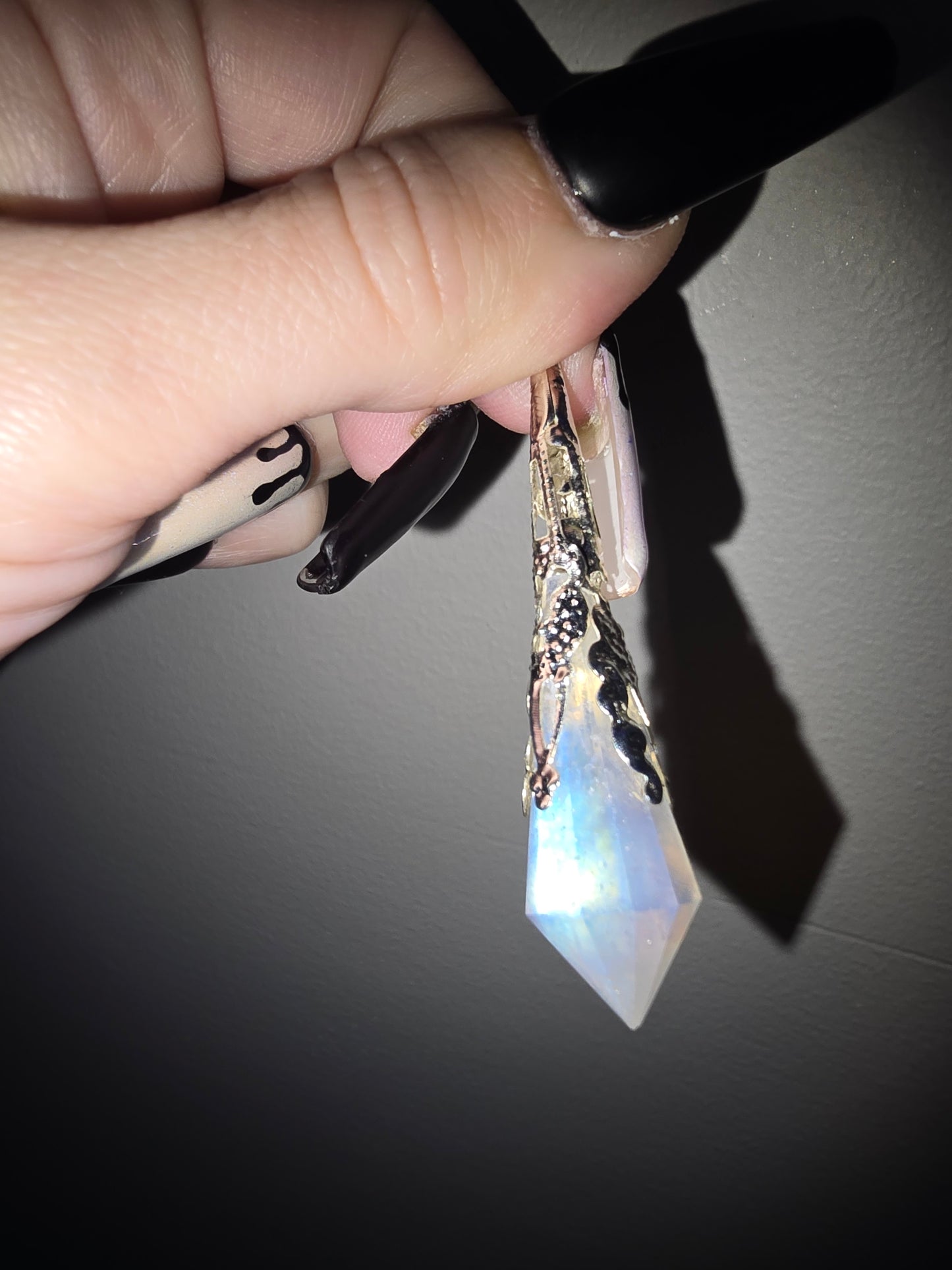 Vogel Cut Moonstone Pendant | Intuition, Inner Wisdom & New Beginnings