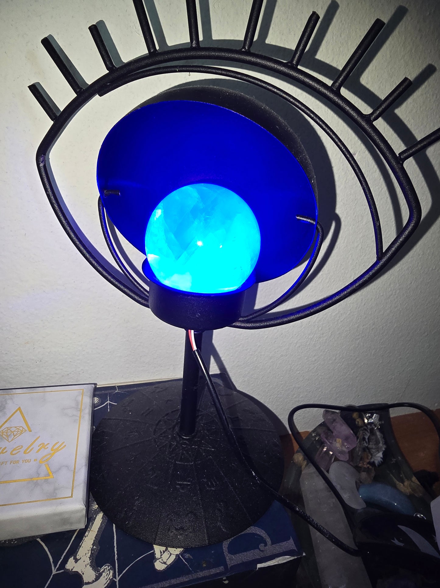 Eye Light up Sphere holder