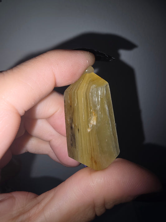 Yellow Mica Muscovite Tower