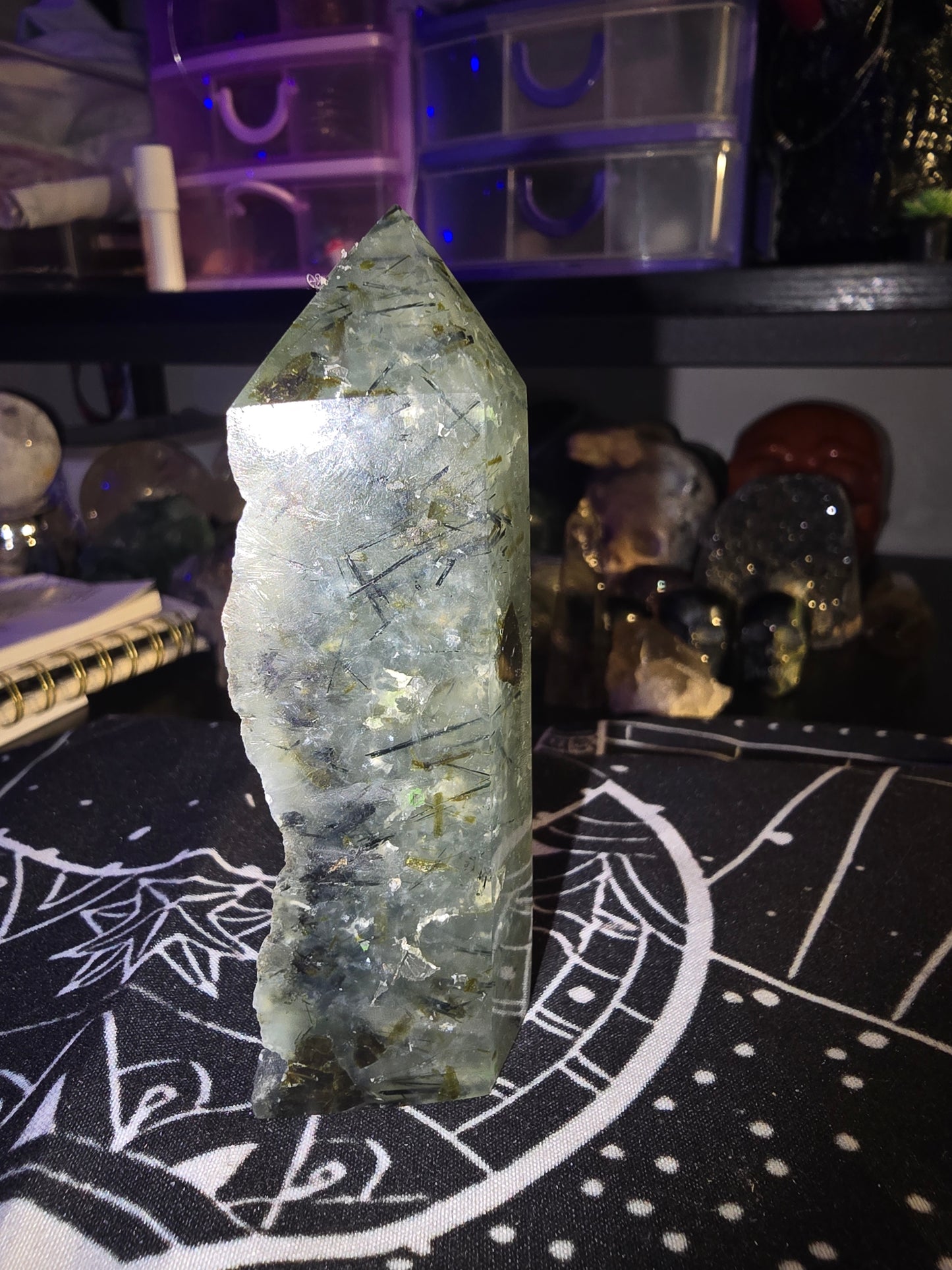 Prehenite Epidote Half Raw Tower