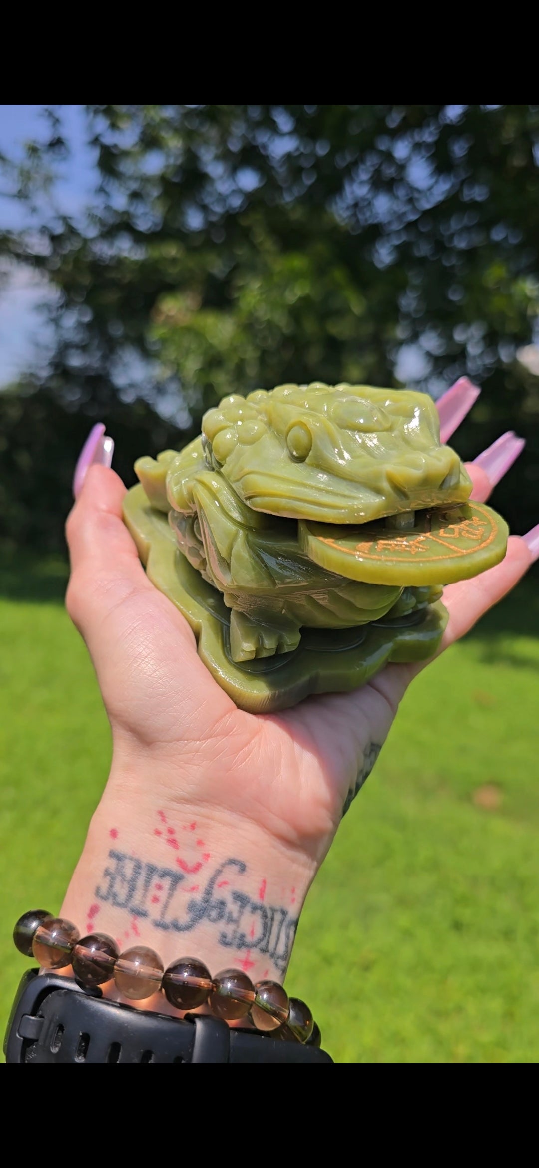 Jade Lucky Money Toad with Shining Coin | Feng Shui Decor