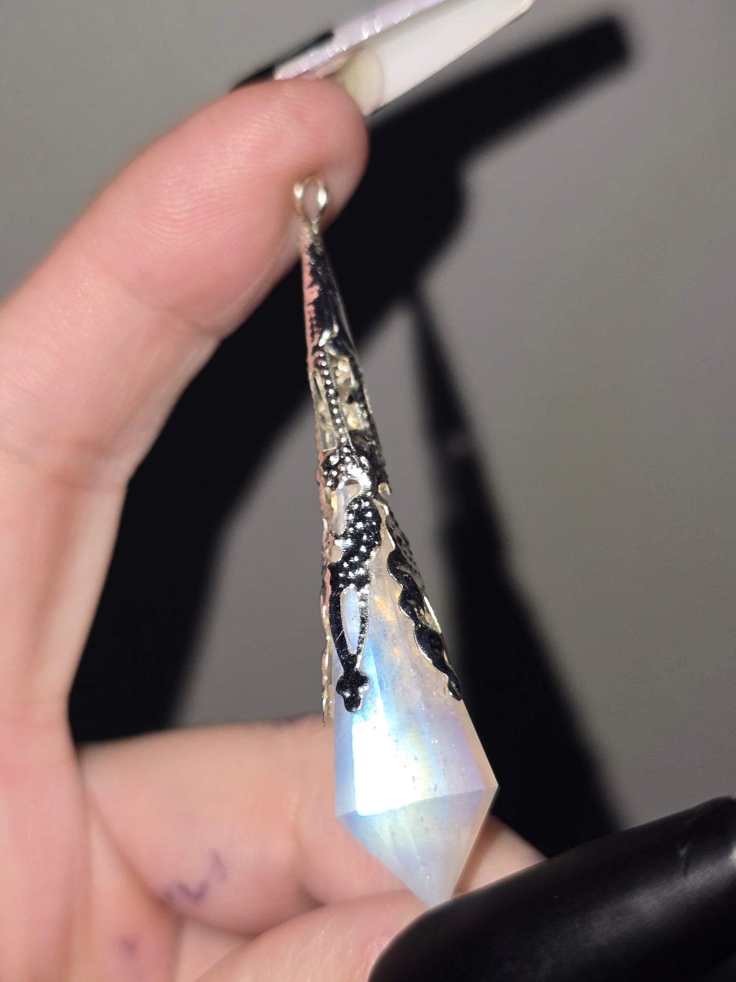 Vogel Cut Moonstone Pendant | Intuition, Inner Wisdom & New Beginnings