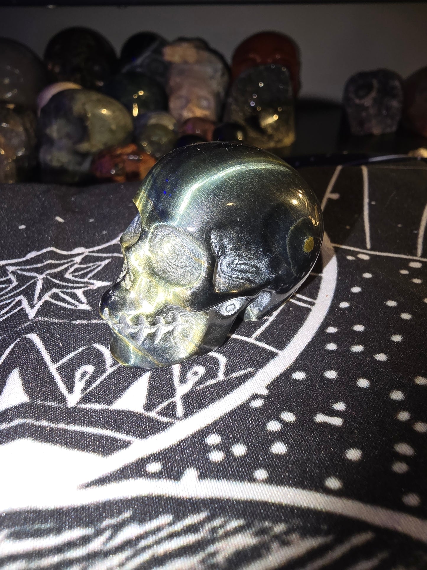 Blue Tigers Eye Skull mini 3