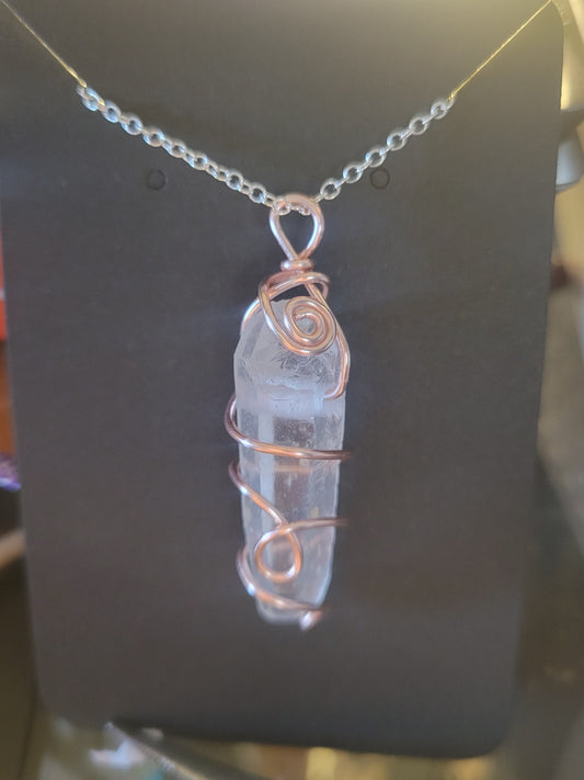 Luemerian Quartz Rose Gold